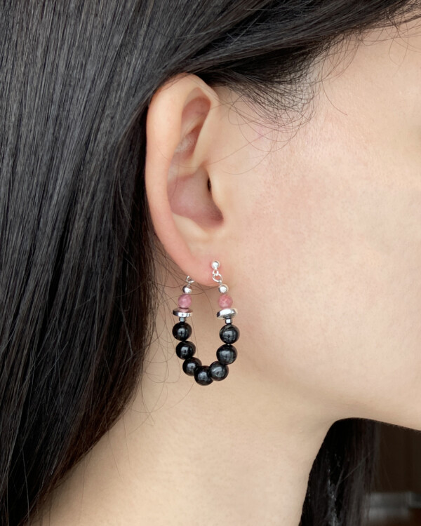 black arfvedsonite stone beads hoop earrings